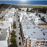 Caravel Building